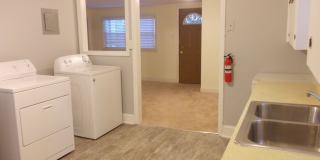 Updated 2 Bedroom Ranch in Graham Heights Gallery 10