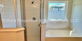 Beautiful 4 Bedroom / 2 Bathroom Harbor Winds Home w/ Solar Panels Gallery 16