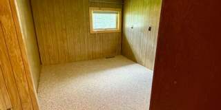 3 Bedroom, 1 Bath Apartment for Rent - Close to MSU - Pets Friendly Gallery 24