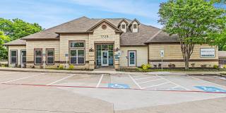 Park Manor 55+ Apartments Gallery 1