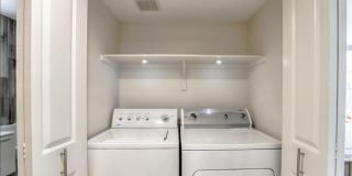FURNISHED OPTIONAL 2 BEDROOM REMODELED CONDO ON 1ST FLOOR! Gallery 20