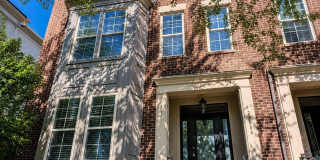22806 BREEZY HOLLOW Drive Gallery 1