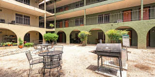 Kensington Court Gallery 136