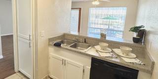 Fairfax Apartments Gallery 4