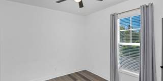 Modern Townhome in Rosewood – Walk to USC, Dining & More! Gallery 29