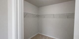 Spacious 4-Bedroom Home with Balcony and Fenced Yard in Marysville Gallery 26