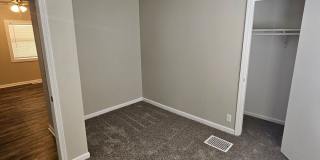 Charming 2 Bedroom Home in Independence! Gallery 9