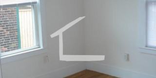 Nicely renovated 4 bed unit near BU and the Green Line. Gallery 21