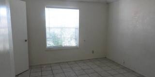 606 White Cliffs Drive Gallery 7