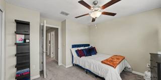 4524 TUSCAN LOON Drive Gallery 16