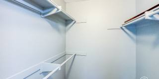 Spacious 2BD/2BA Condo in Hillcrest with Private Balcony, Community Pool & Tennis Court Gallery 20
