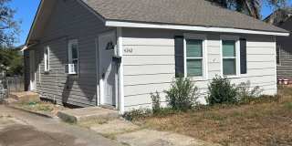 Cozy Country Club Home Gallery 1