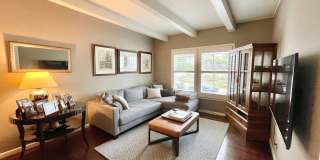 3BR/2.5BA INCOMPARABLE Views!!! Prime Corona Heights Residence! 2 car parking and laundry! PROGRESSIVE Gallery 23