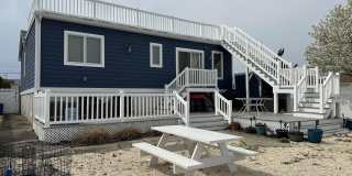 988 Capstan Drive Gallery 1
