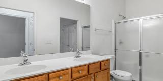 NW Brick Townhome, Granite Counter-Tops, Wood Floors, FP, Garage! NW Brick Townhome, Granite Counter-Tops, Wood Floors, FP, Garage! Gallery 29