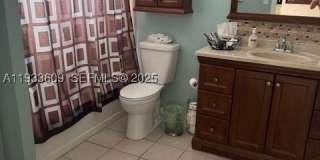 4299 NW 16th St Gallery 1