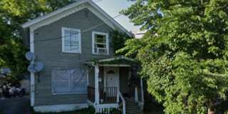 Charming Home Near Downtown Windsor Gallery 1