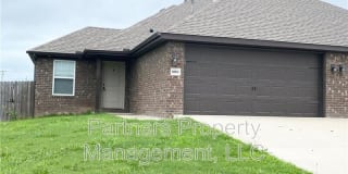 201 Hindman Drive - 2 Gallery 1