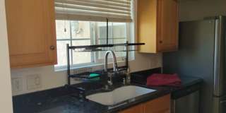 Spacious 2-Bed, 1-Bath Home in the Heart of Burbank! Gallery 7