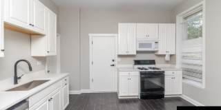 1364 West Ohio Gallery 8