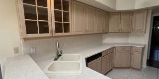 3BR Waterfront Home. Private Dock, Spacious Patio & Double Garage. Gallery 9