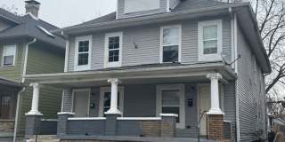 Newly Renovated 3BR/1BA Townhome located close to downtown Indy Gallery 1
