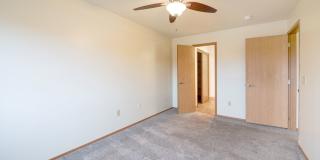 Oak Crossing Gallery 13