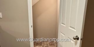 North Brooklyn Park Town Homes, Dedicated Office, 2 Car Garage, Washer/Dryer, Front Patio Gallery 14