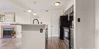 212 W 10th Street Gallery 7