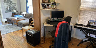 413 S Ingersoll St Gallery 14