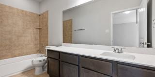 Gorgeous Newer Home with Country Feel in Lago Vista - Luxe life by the Lake Gallery 9