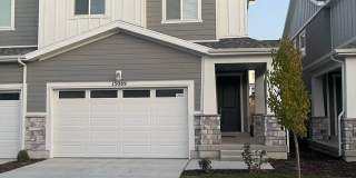 Beautiful Bluffdale townhome for rent! Gallery 1