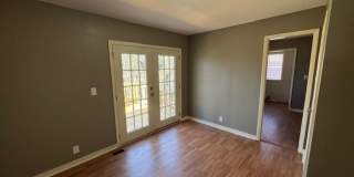 MOVE IN SPECIAL! HALF OFF FIRST MONTH!! Gallery 12