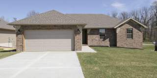 3 Bedroom 2 Bathroom $1095.0 Gallery 1