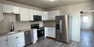 Newly RENOVATED 3 bedroom & 2 bathroom Apartment in McSherrystown, PA - 3 miles from Hanover, PA Gallery 1
