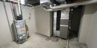 Newly Remodeled 2 Bed 1.5 Bath Home will Large Oversized 2-Stall Garage! Gallery 36