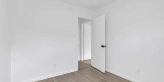 944 Yellowbank Road Gallery 24