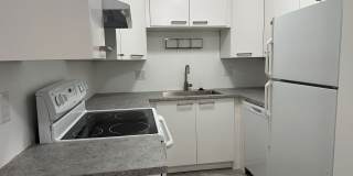 7590 Manor Circle Gallery 1