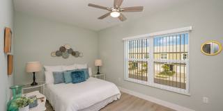 900 PADDLEBOARD CT TOWNHOUSE IN HEART OF MELBOURNE Gallery 16