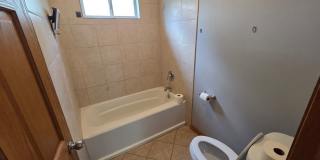2bed 1 bath home with detached garage Gallery 12