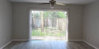 FOR RENT!! CLEAN AND COZY TWO STORY TOWNHOME (PRIVATE YARD)... Gallery 9