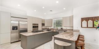 5206 Topeka Drive Gallery 7