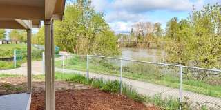 827 Front Ave NE--on the river Gallery 1