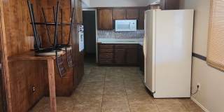 Ranch Style 3 bed/1.75 Bath, RV parking NO HOA! Gallery 5