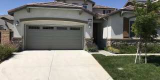 Private large 4 bed NextGen, with double living rooms, kitchens and laundries. Gallery 1