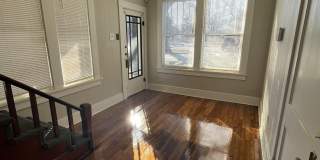 1805 Maple B Gallery 4