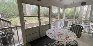 130 SPRINGWOOD Drive unit: Rental Unit Gallery 19