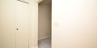 Quiet 3 bed Duplex in Murray –  Near Ski Resorts with Mountain Views!! Gallery 8