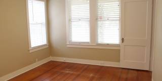 QUINTESSENTIAL ALAMO HEIGHTS COTTAGE Gallery 10