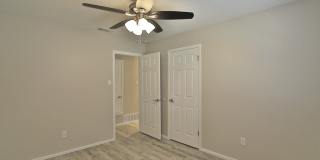 5417 Castle Gallery 19